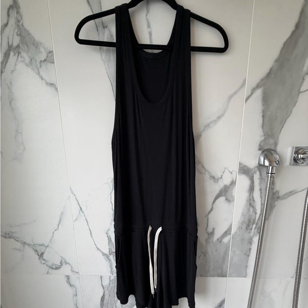 Vuori Black Sleeveless Romper